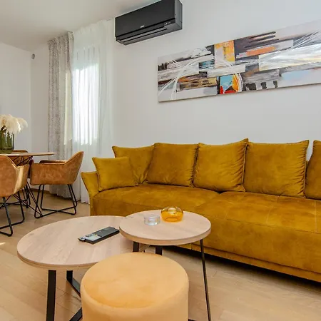 Апартаменти Apartman More